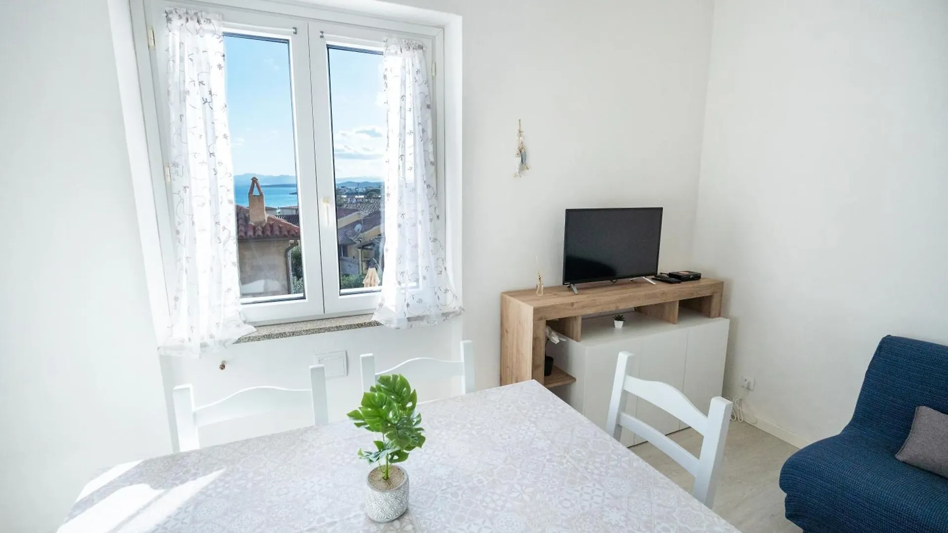 Apartment Tramontana Vista Mare 300M Dalla Spiaggia Golfo Aranci Italy