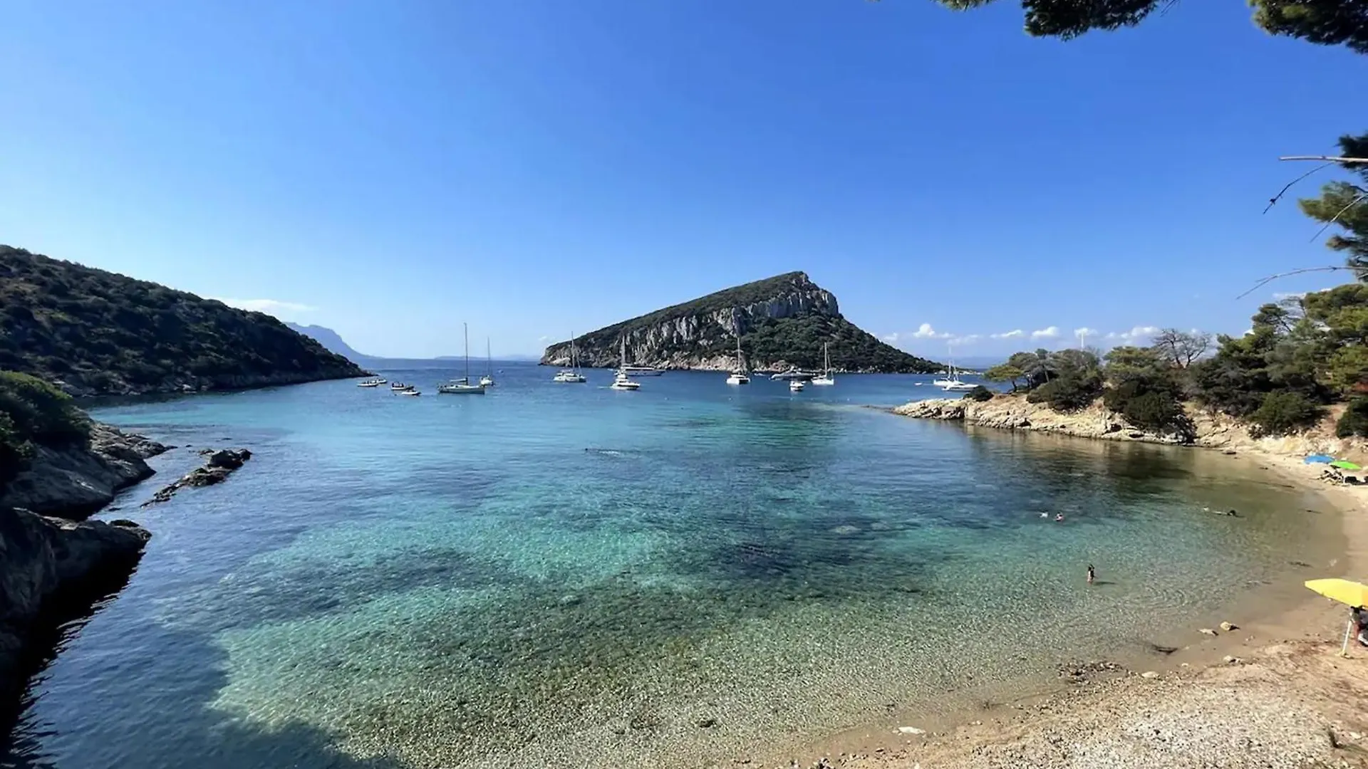 Tramontana Vista Mare 300M Dalla Spiaggia Golfo Aranci 0*,  Italy